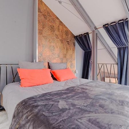 Air-Conditioned Duplex Apartment With Furnished Terrace In The City Center Aix-en-Provence Buitenkant foto