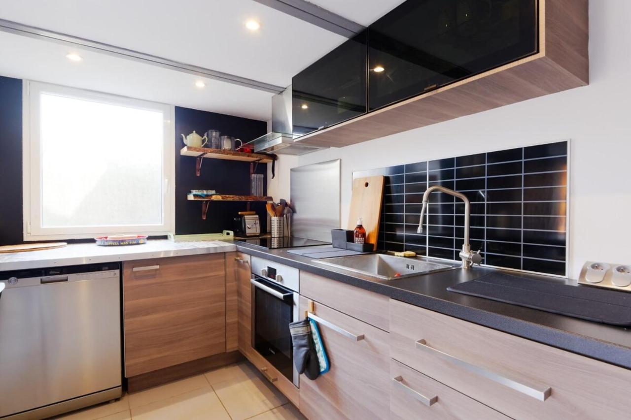 Air-Conditioned Duplex Apartment With Furnished Terrace In The City Center Aix-en-Provence Buitenkant foto
