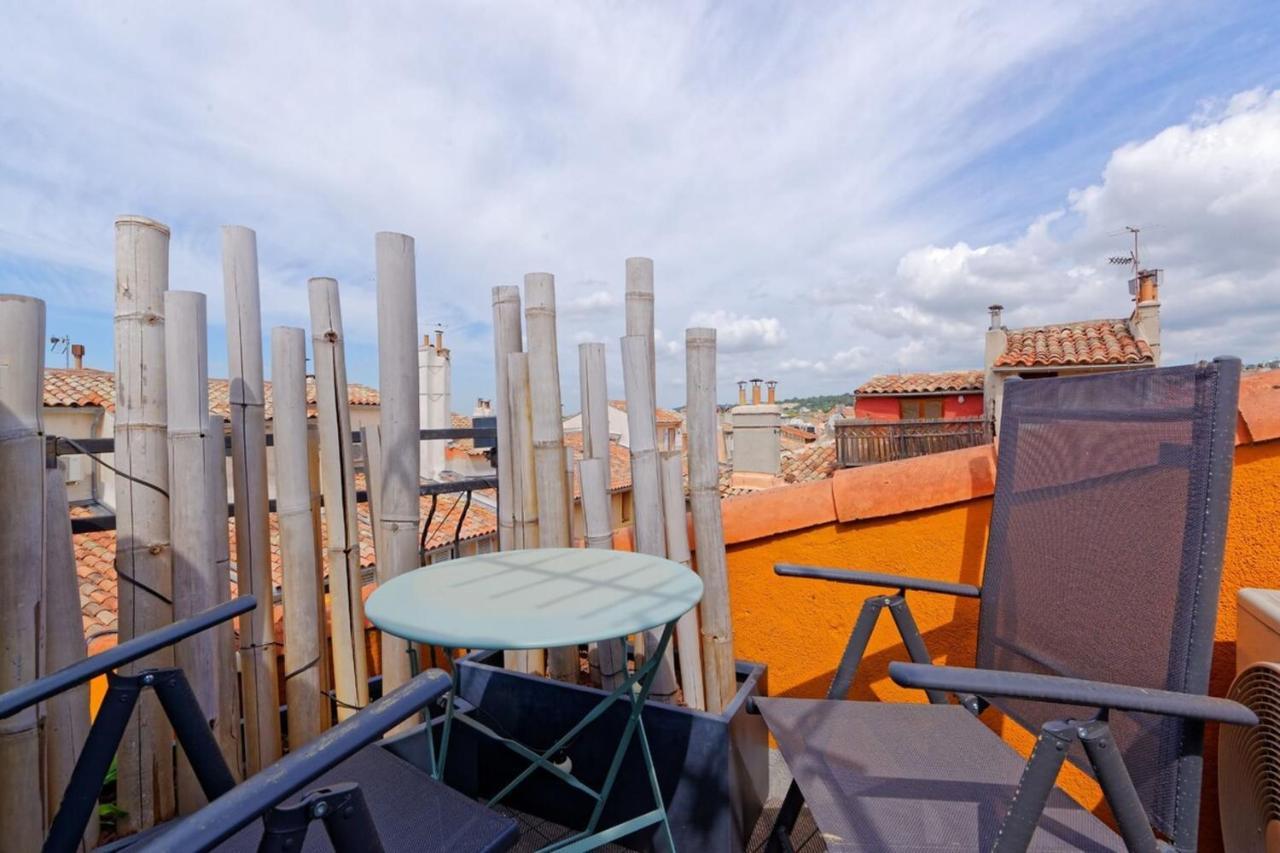 Air-Conditioned Duplex Apartment With Furnished Terrace In The City Center Aix-en-Provence Buitenkant foto