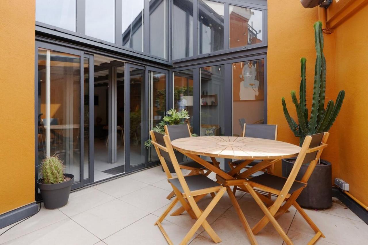 Air-Conditioned Duplex Apartment With Furnished Terrace In The City Center Aix-en-Provence Buitenkant foto