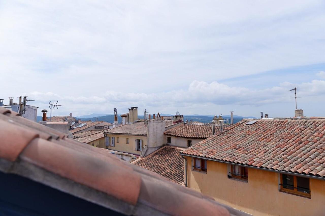 Air-Conditioned Duplex Apartment With Furnished Terrace In The City Center Aix-en-Provence Buitenkant foto